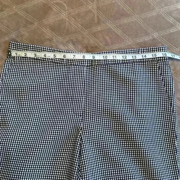J. Jill Black & White Checked Woman’s Pull on Pants in Size 12. - Picture 6 of 11